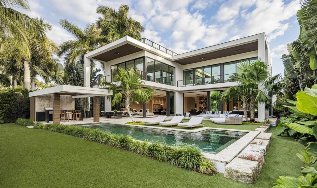 Villa & Luxury Residential