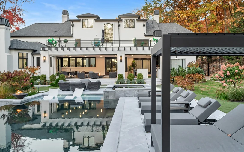 Water Chan Private Residence