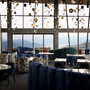 How to Choose a Decorative Lighting Manufacturer for Hotel & Commercial Projects — Article image 1